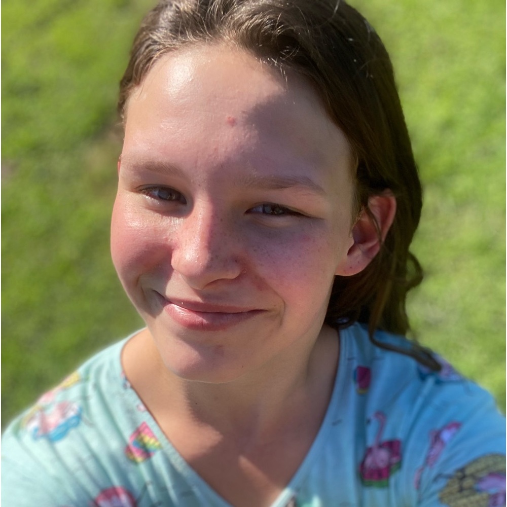 Meet your Posher, Halley